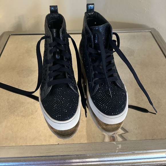 lady couture Shoes - Women’s Sneaker